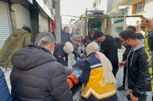 YRP Aydın İl Başkanı, gazeteciyi bacağından vurdu