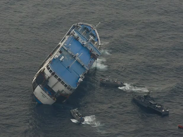 Mindanao açıklarında feribot battı: En az 8 ölü