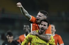  Başakşehir, beraberlikle play-off vizesi aldı:David Selke'den 100.gol