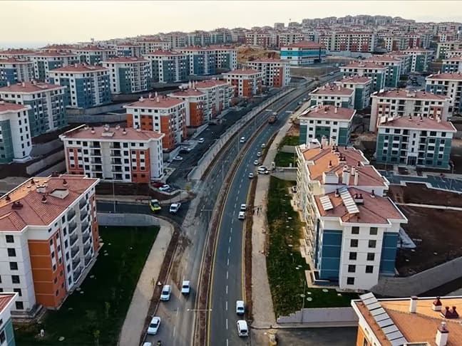 Asrın inşa seferberliğinde sona doğru