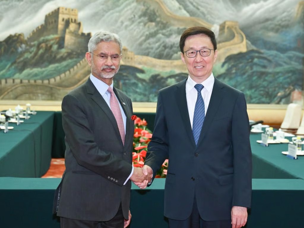 China and India Reaffirm Ties in Beijing Meeting
