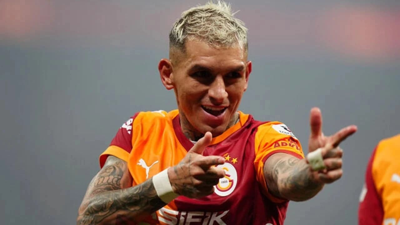 Galatasaray orta sahasının sigortası yerinde kalıyor mu?