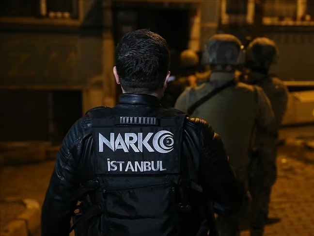 Beylikdüzü'nde narkotik operasyonu! 140 kilodan fazla madde ele geçirildi