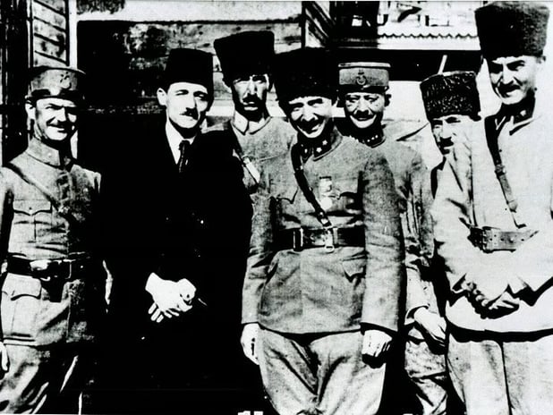 Tarihte bugün: Mudanya Mütarekesi imzalandı