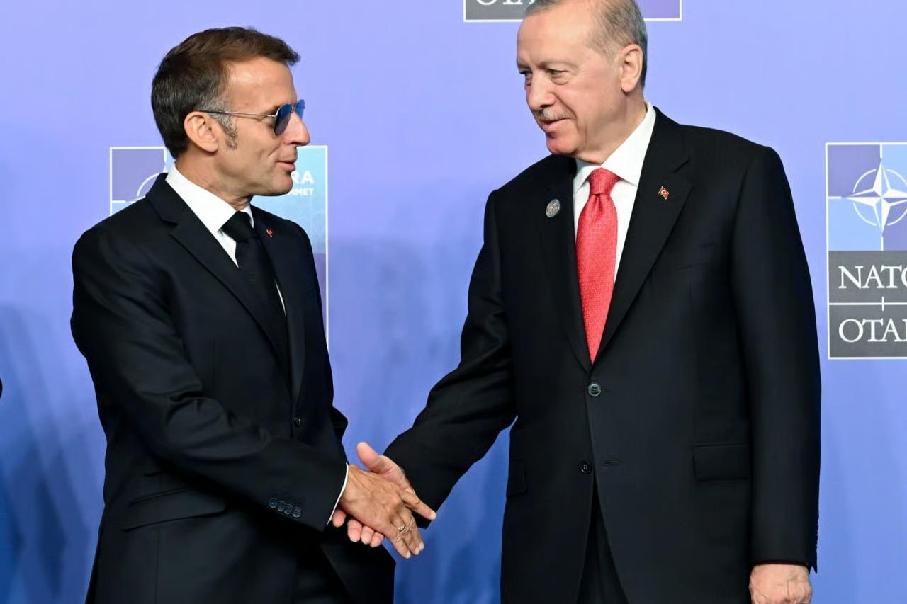 Macron'dan Türkçe teşekkür