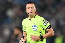 UEFA'dan Zorbay Küçük'e kritik görev: Kosova'daki eleme maçını Türk hakem ekibi yönetecek