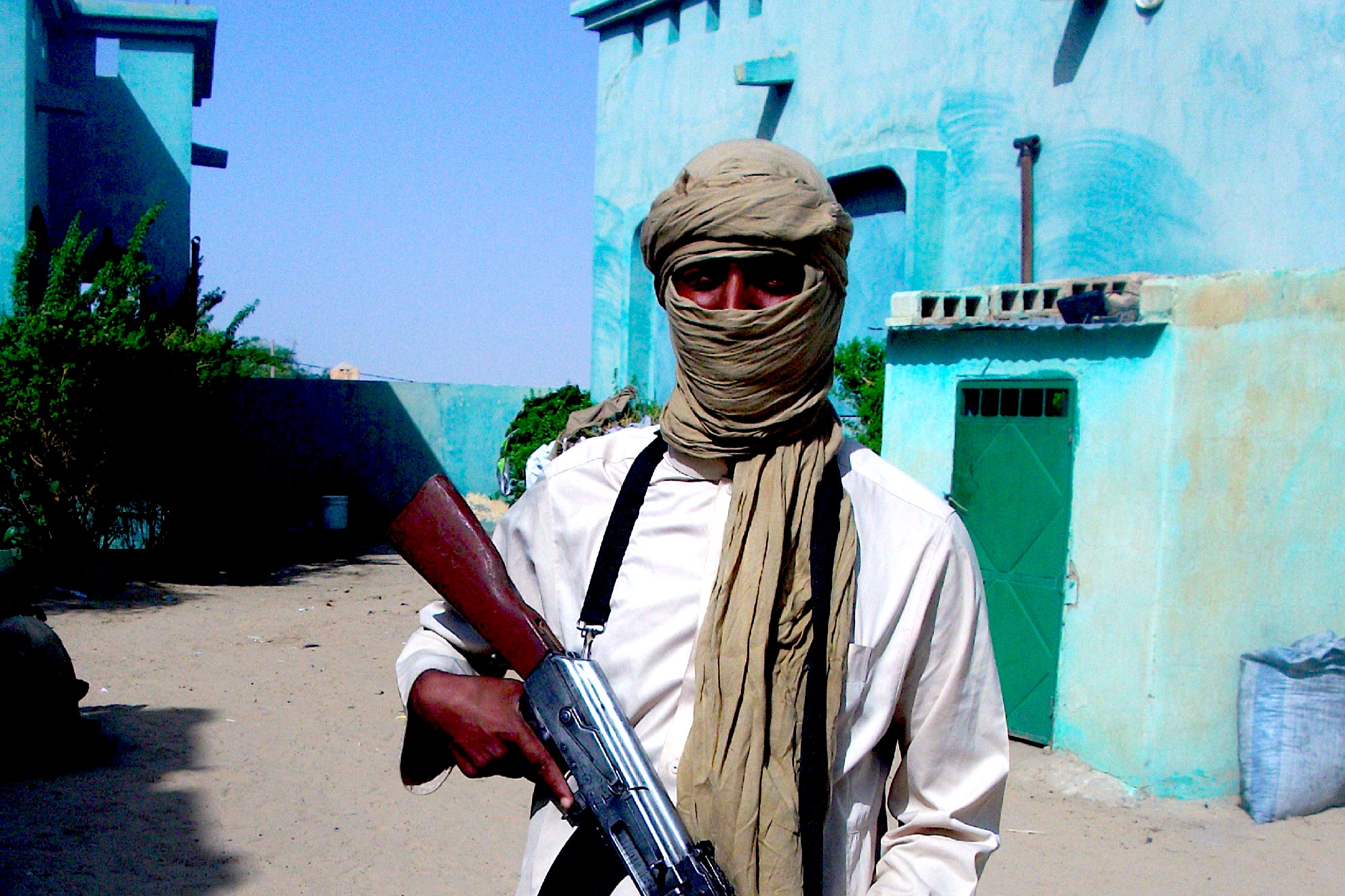 JNIM Attack Kills 15 Soldiers in Benin Military Camp