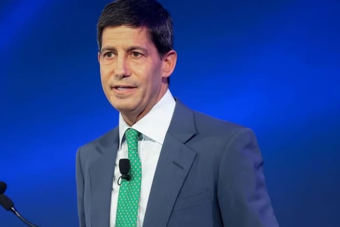 Trump Fed başkanlığı için Kevin Warsh aday gösterdi