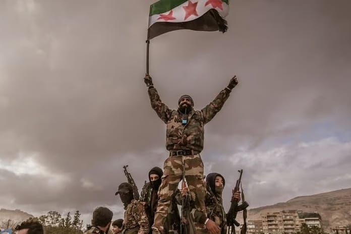 Middle East Eye: Türkiye Suriye'de daha aktif bir stratejiye geçebilir