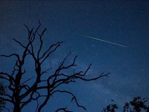 Kaliforniya semalarında alev topları görüldü