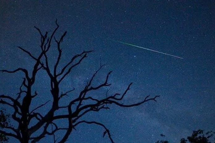 Kaliforniya semalarında alev topları görüldü