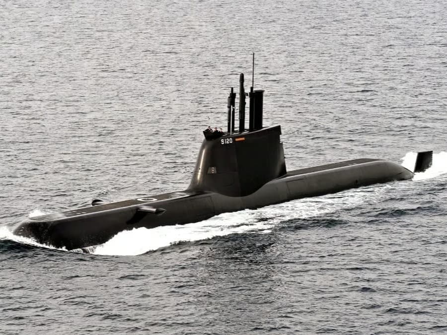 Yunan denizaltılarına modernizasyon