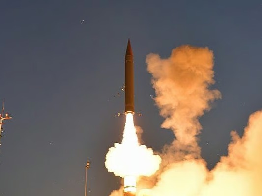 Almanya, Arrow 3 uzun menzilli balistik füze savunma sistemini bu hafta devreye alıyor