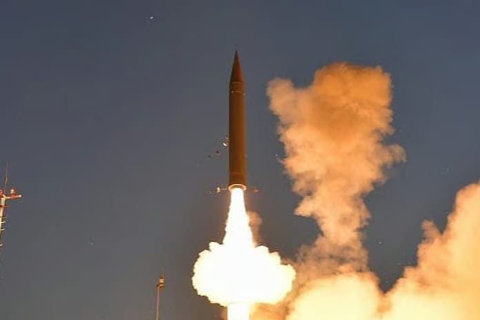 Almanya, Arrow 3 uzun menzilli balistik füze savunma sistemini bu hafta devreye alıyor