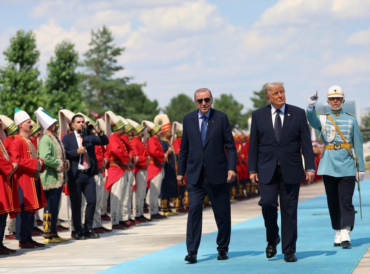 NATO Zirvesi yeniçeri karşılama