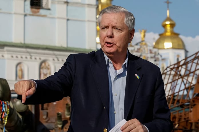 ABD'li Senatör Graham İran Dini Lideri Hamaney'i tehdit etti: Trump sizi öldürecek!