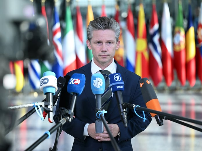 İsveç, yeni fırkateynlerin tedarikçisini gelecek yılın başında seçecek