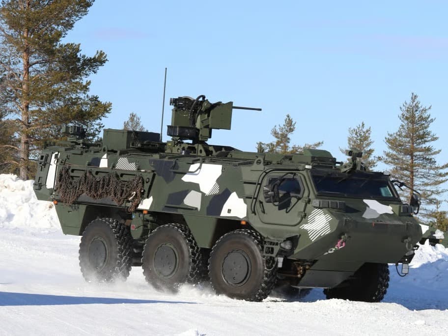 Ukrayna’ya 21 Patria 6×6 teslim edildi