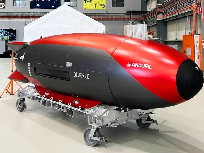 ABD Donanması, Anduril'in otonom denizaltısı Dive-LD'yi teslim aldı