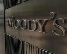 Moody's, Türkiye'nin kredi notunu yükseltti