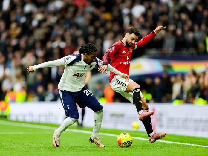 Premier Lig'de son saniye golüyle eşitlik: Tottenham galibiyeti 5 dakikada kaybetti