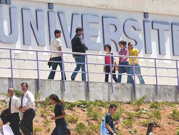 AK Parti'den yükseköğretim için yeni yasa teklifi: Binlerce öğrenciye af kapısı aralanıyor