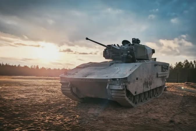 Letonya, ASCOD tabanlı HUNTER paletli zırhlı muharebe aracının ilk teslimatını aldı