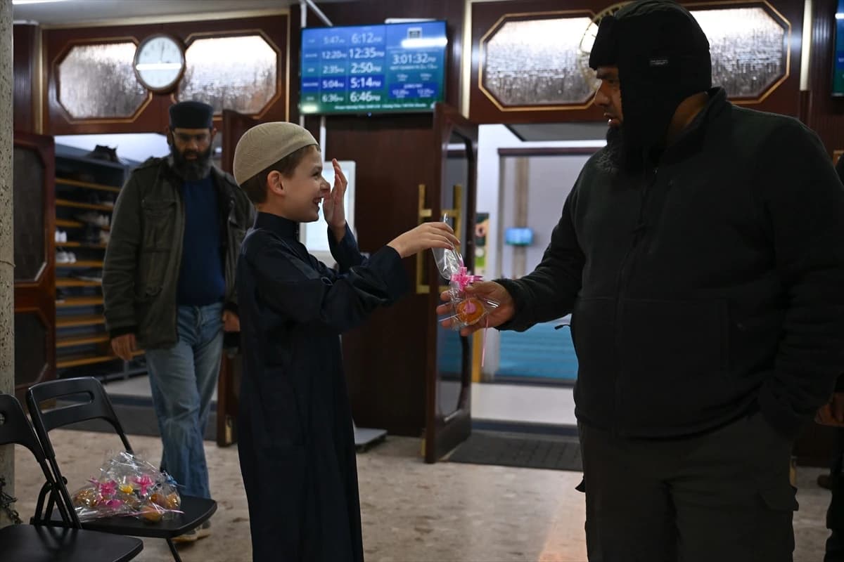İngiltere'de İslam düşmanlığına yanıt çocuk kalbinden geldi