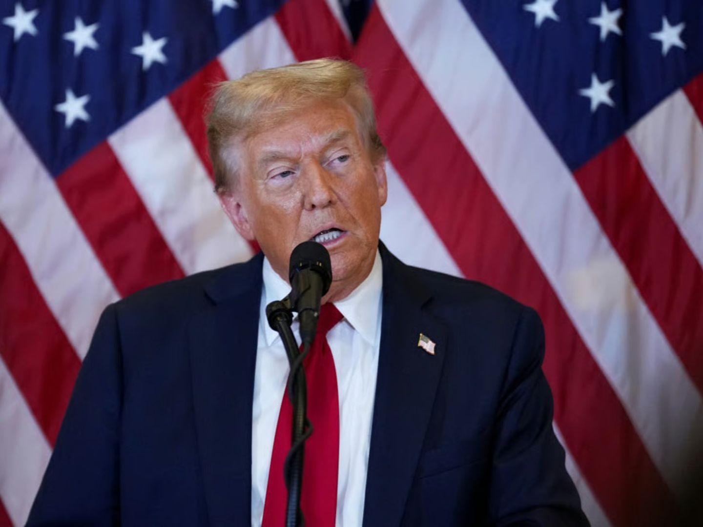 Trump'tan Venezuela'ya kara operasyonu açıklaması