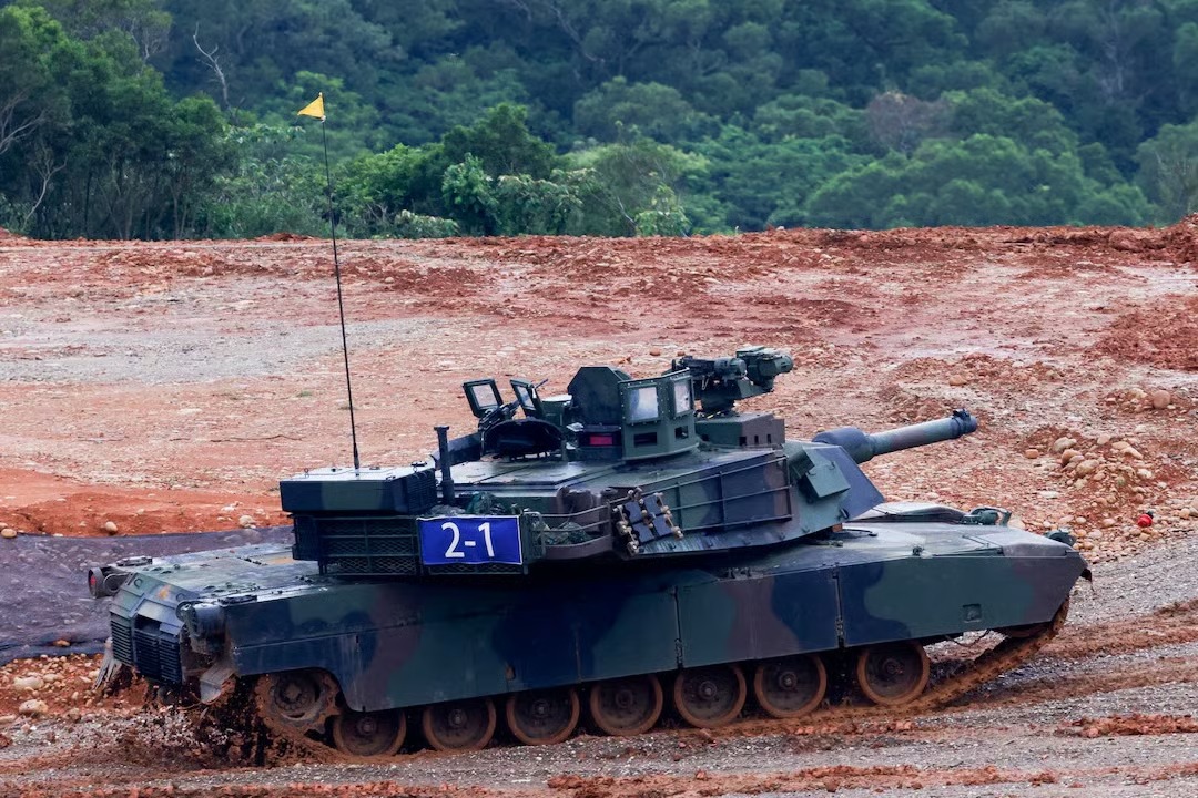 Taiwan Unveils U.S.-Made Abrams Tanks in Military Drills 