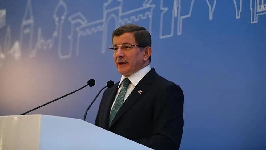 Ahmet Davutoğlu hakkında soruşturma başlatıldı