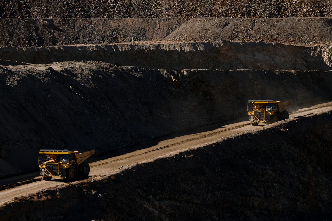 U.S. Eyes Rare Earth Strategy to Cut China Dependence