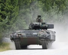 Almanya 200 Puma piyade savaş aracı siparişi verdi