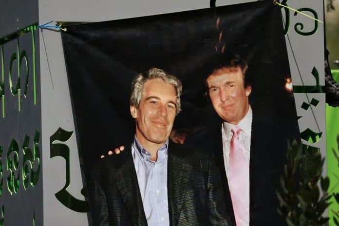Trump'tan Epstein fotoğrafları açıklaması: "Bir önemi yok"