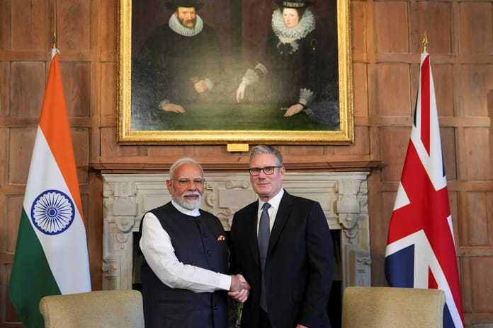 İngiltere ile Hindistan arasında 468 milyon dolarlık füze anlaşması