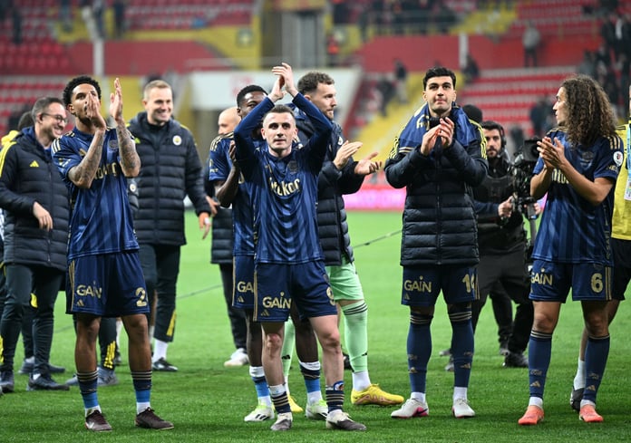 Fenerbahçe liderlik aşkına sahada