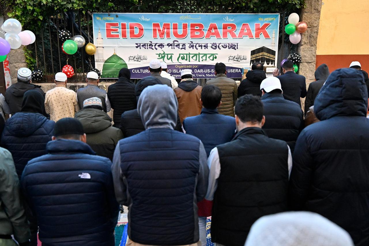 İspanya'da İslam düşmanı karar