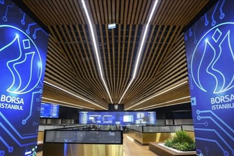 Borsa güne rekorla başladı