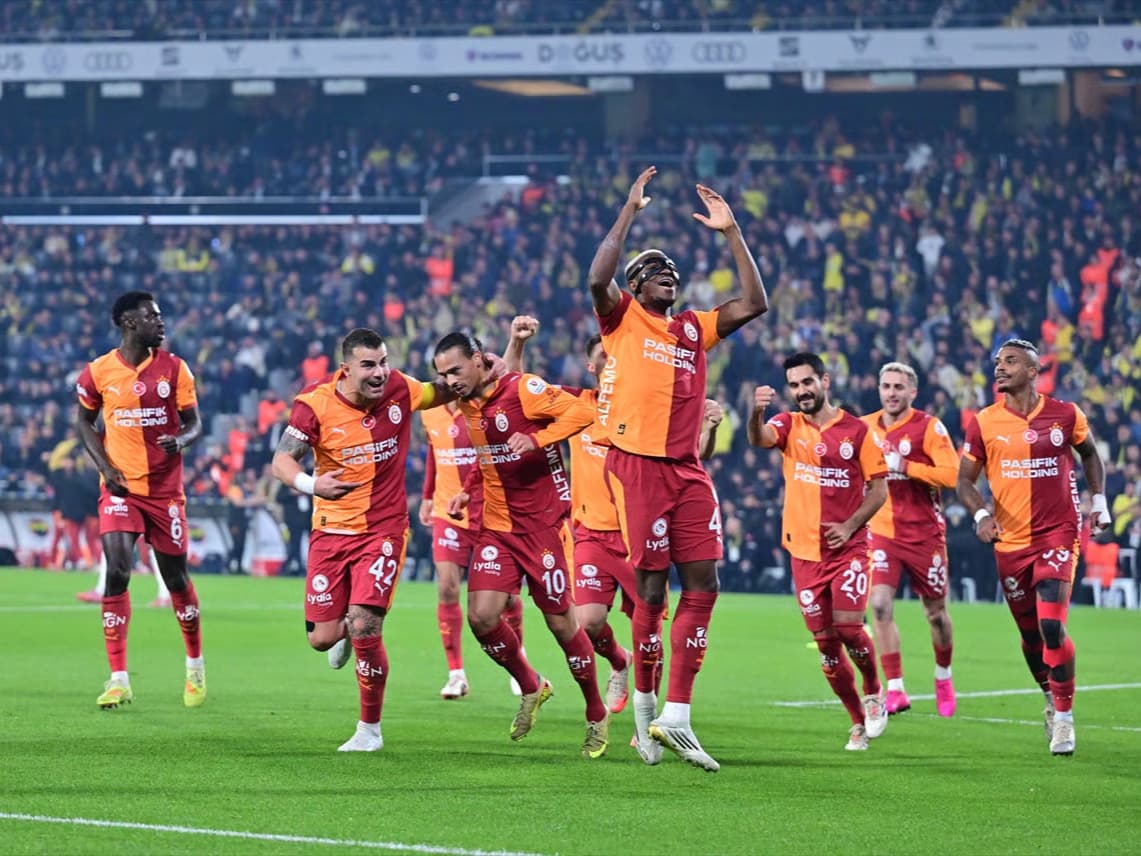 Galatasaray liderliği bırakmadı