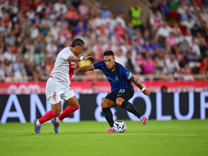 Monaco erken öne geçti, Hakan Çalhanoğlu kırmızı kart gördü: Inter 10 kişiyle kazandı