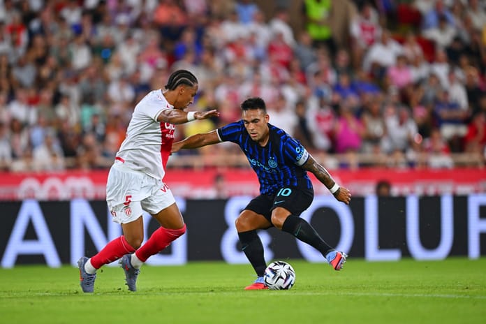 Monaco erken öne geçti, Hakan Çalhanoğlu kırmızı kart gördü: Inter 10 kişiyle kazandı