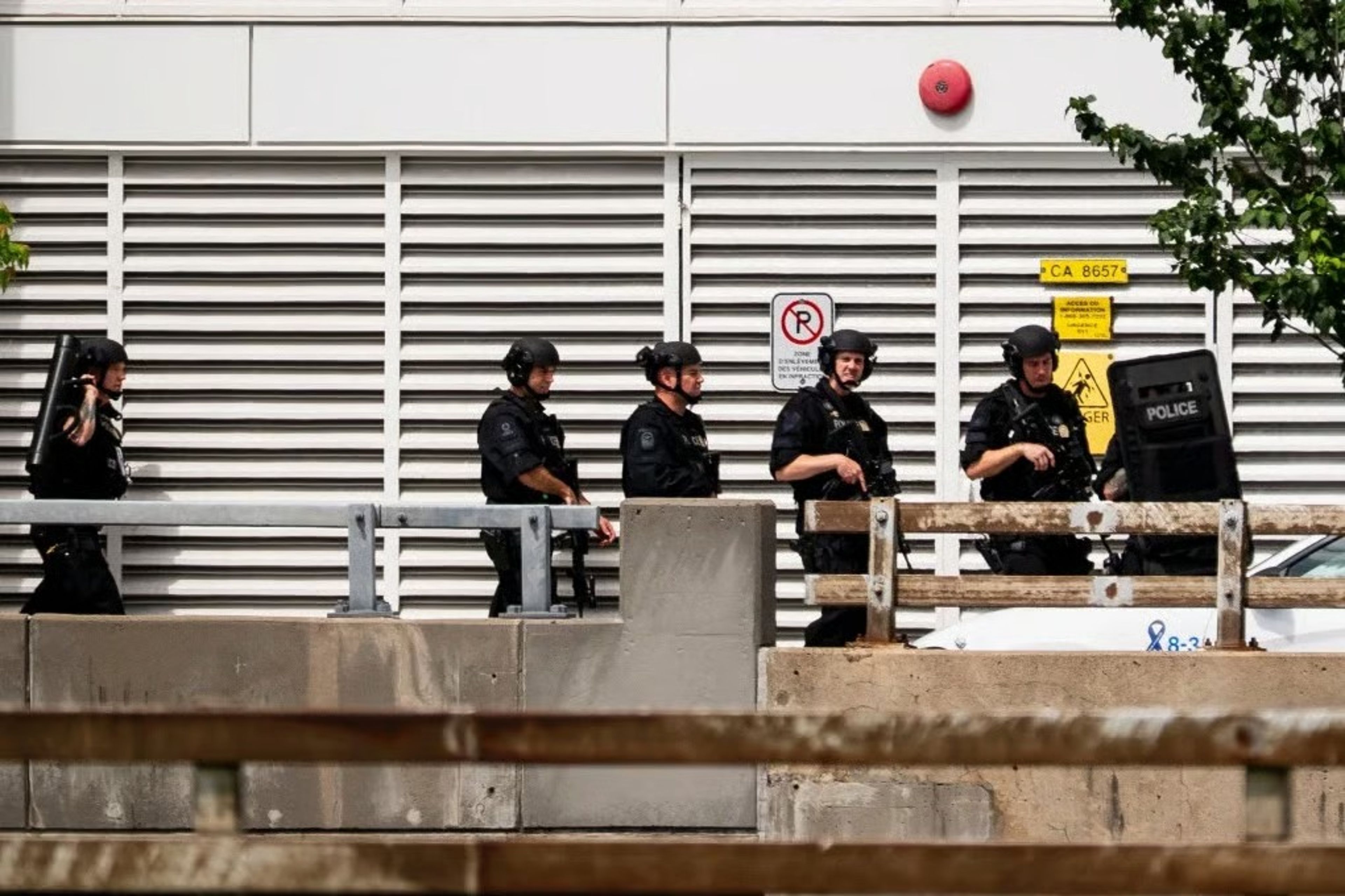 Montreal’de silahlı saldırı: 1 polis ve 1 sivil öldü, saldırgan etkisiz hale getirildi