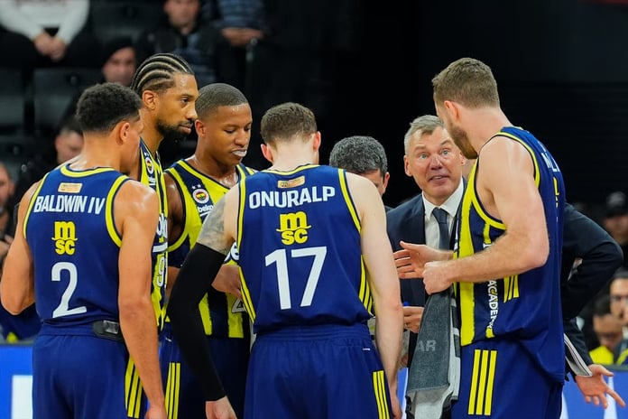 Fenerbahçe'nin iç saha maçları farklı ülkede: EuroLeague'de güvenlik önlemleri öne çıktı