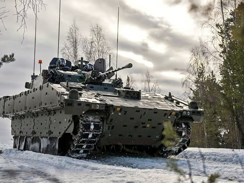 Ajax zırhlı araç programında yeni kriz: Titreşim, güvenlik ve iptal tartışmaları