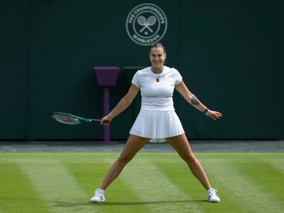 Wimbledon başladı: Sabalenka turladı, Medvedev elendi