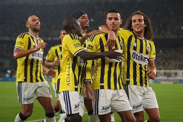Fransızlardan Fenerbahçe taraftarına engel