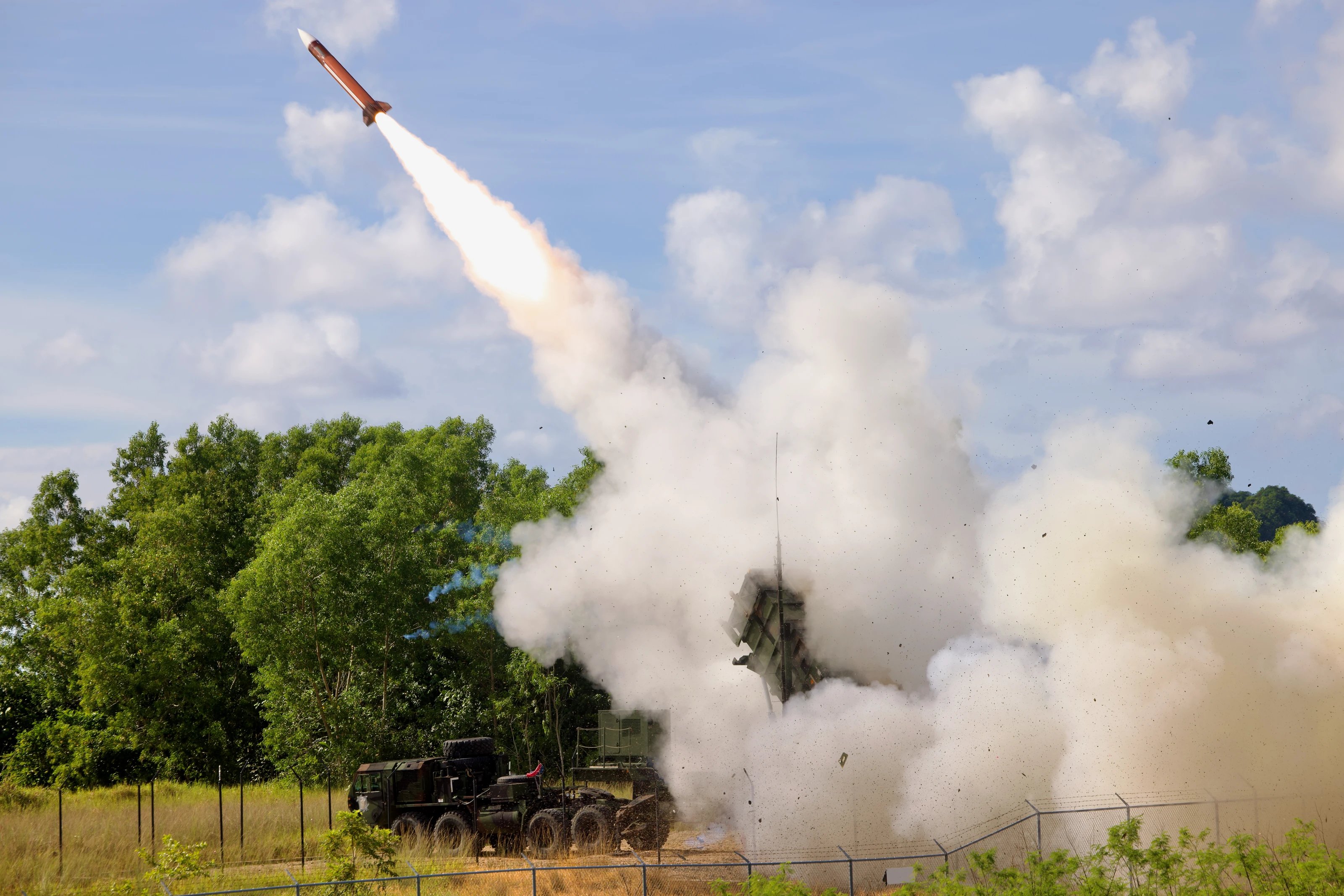 US Clears 500 Patriot Missiles for Ukraine