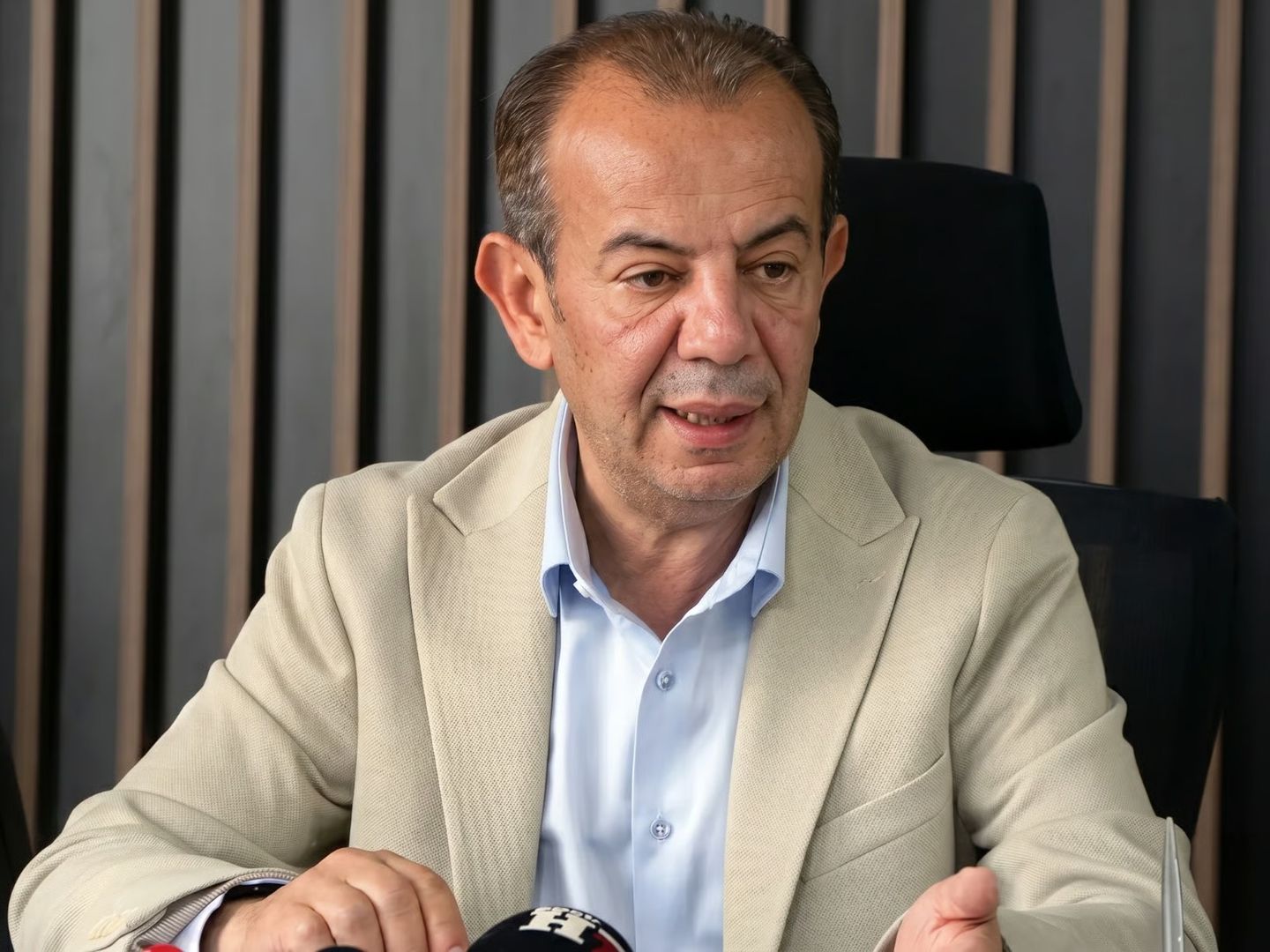 Tanju Özcan hakkında "cinsel saldırı" suçundan da tutuklama kararı verildi
