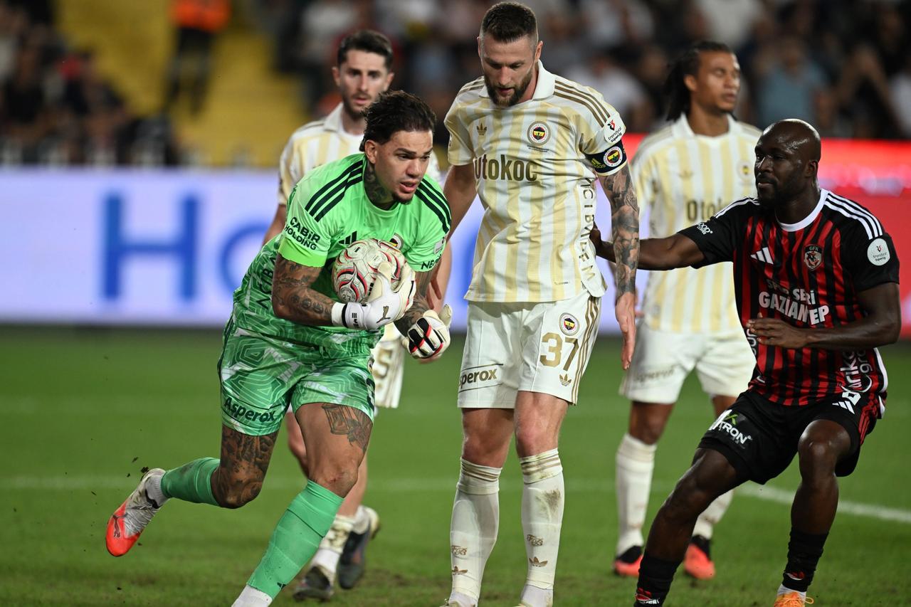 Gaziantep FK'dan Fenerbahçe karşısında 9 maç sonra ilk