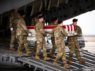 US Generals Ignored Warnings in Kuwait, Say Troops